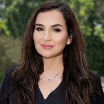 Dr. Medya Roshanrou, DDS